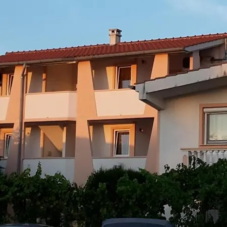 In With Balcony, Air Conditioning, Wifi