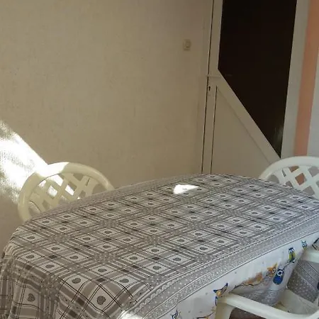 In With Balcony, Air Conditioning, Wifi Nin